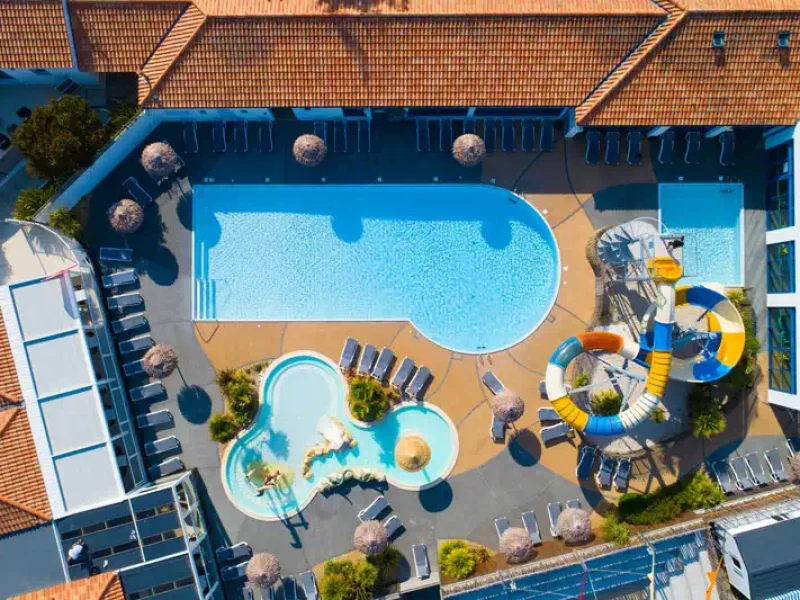 Espace pro aux Sables d’Olonne par ID Jardin